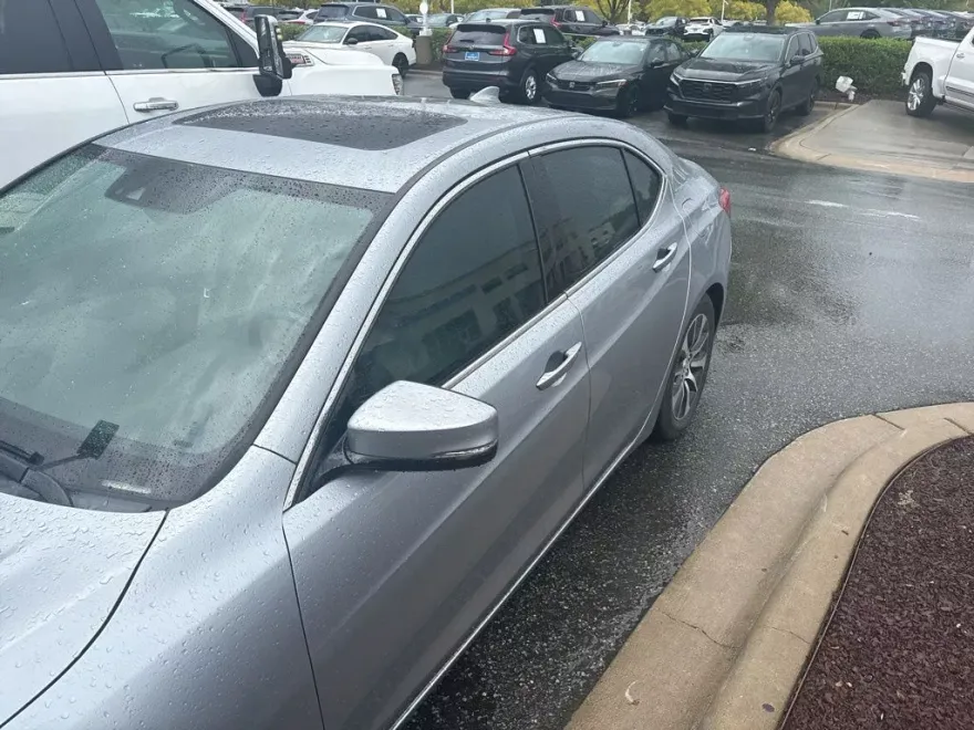 2017 Acura TLX Technology photo 1