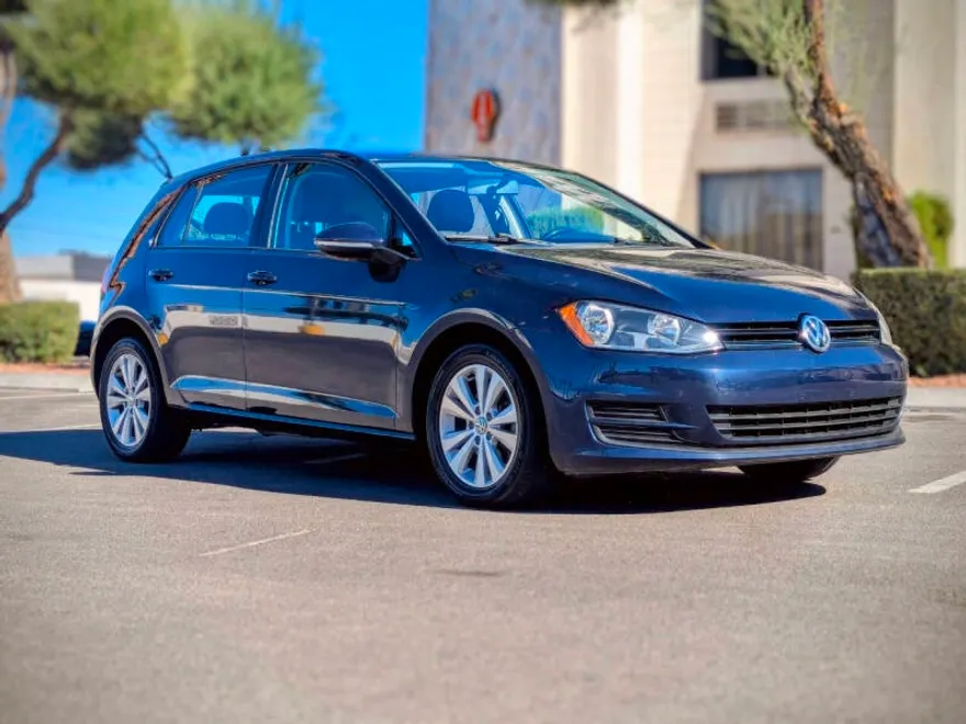 2015 Volkswagen Golf TDI S photo 1