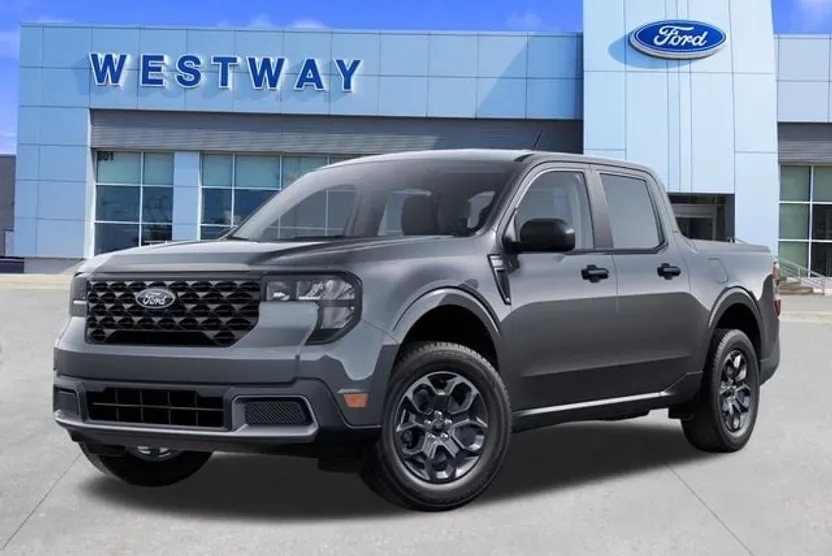 2025 Ford Maverick XLT photo 1