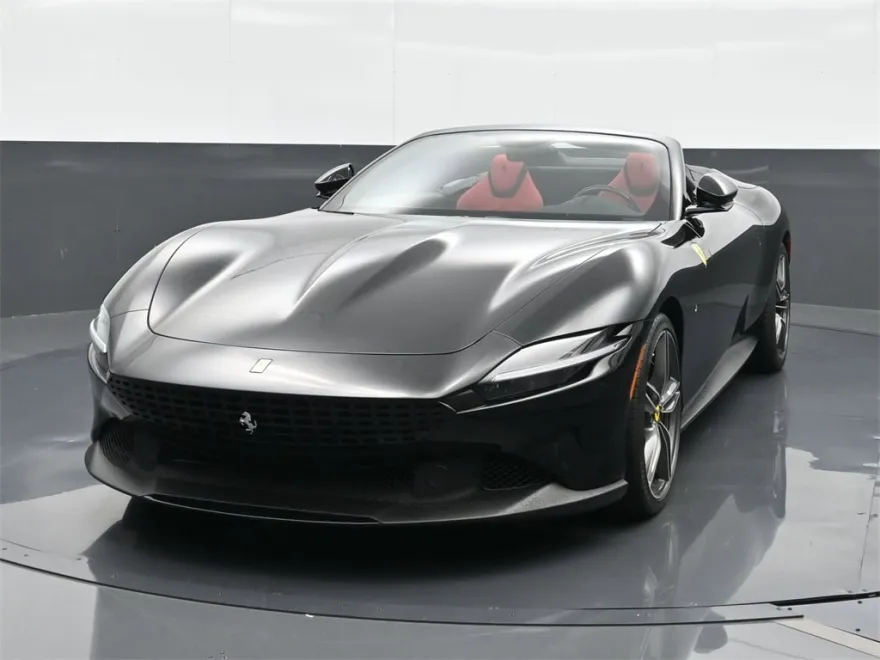 2024 Ferrari Roma Base photo 1