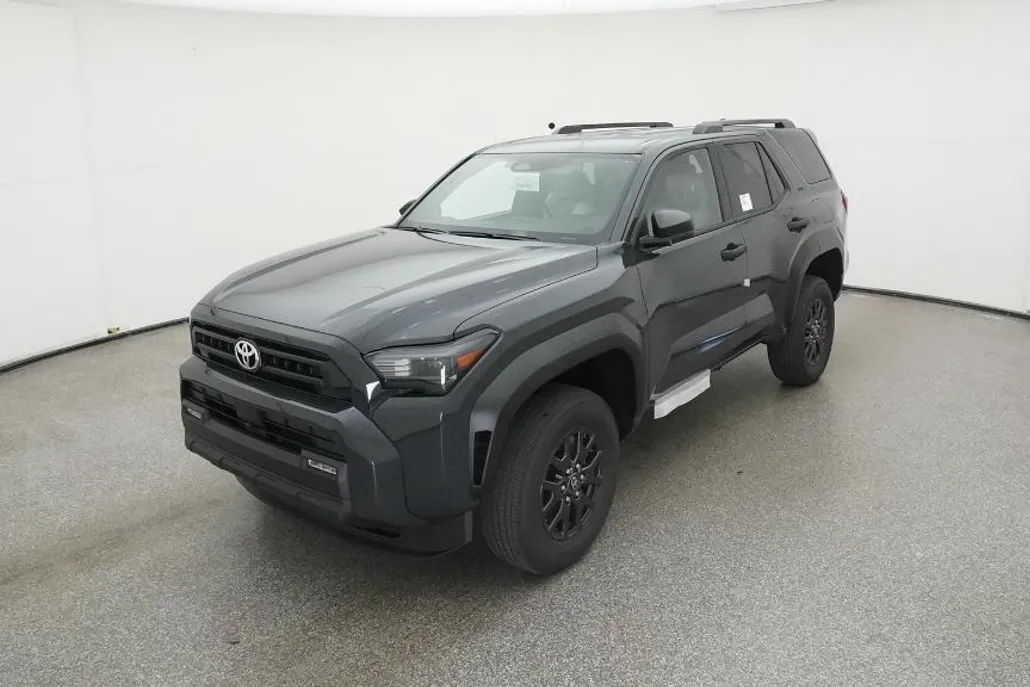 2025 Toyota 4Runner SR5 photo 1
