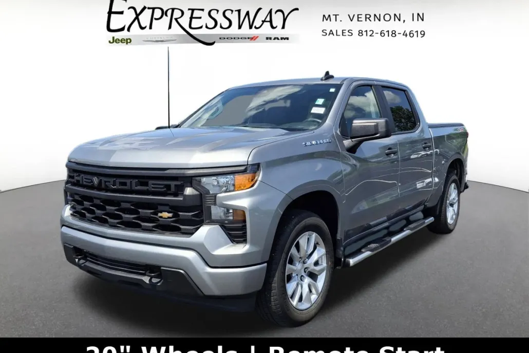 2024 Chevrolet Silverado 1500 Custom photo 1
