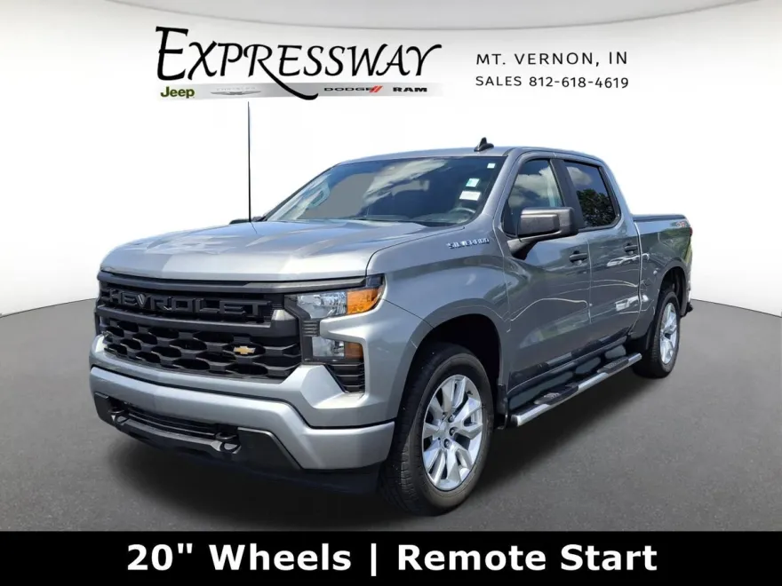 2024 Chevrolet Silverado 1500 Custom photo 1