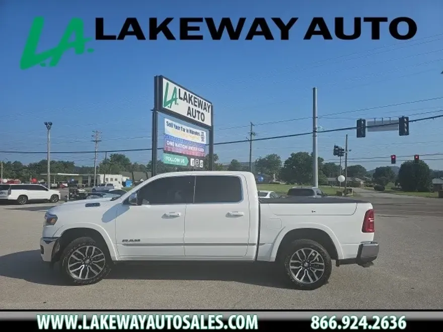 2025 Ram 1500 Limited photo 1