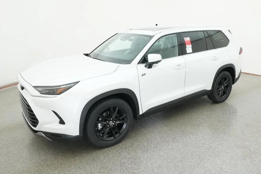2026 Toyota Grand Highlander Limited photo 1
