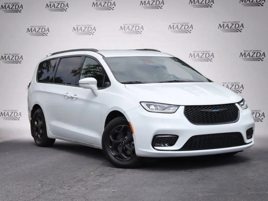 2021 Chrysler Pacifica Hybrid Touring L photo 1