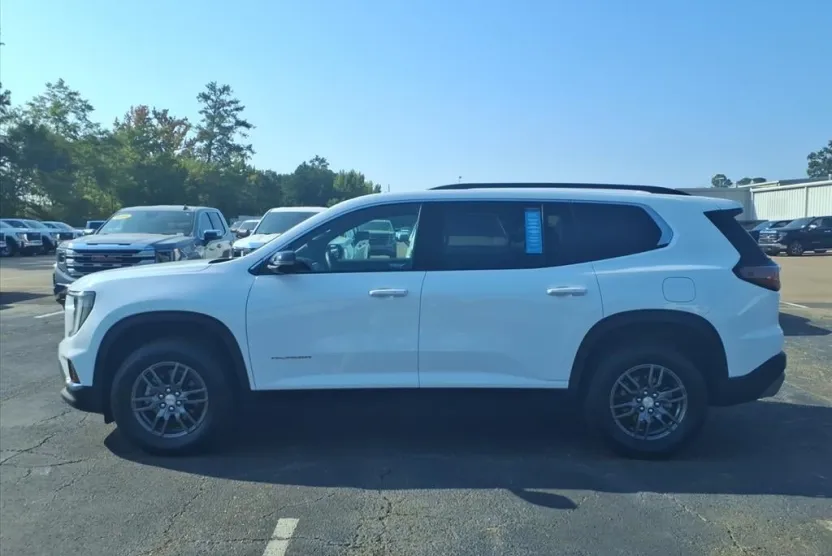 2025 Gmc Acadia Elevation photo 1