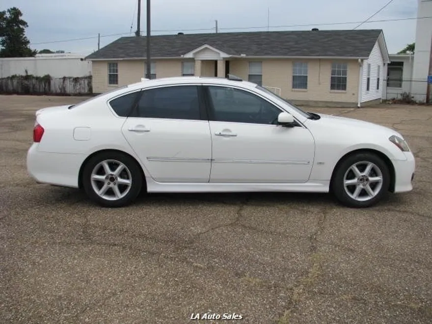 2009 Infiniti M35 photo 1