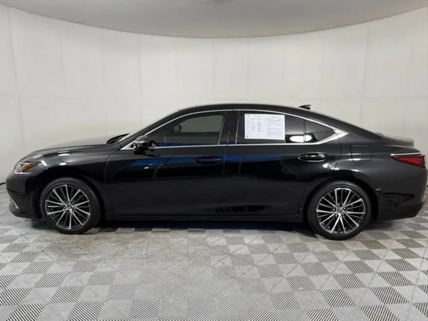 2022 Lexus ES 350 photo 1