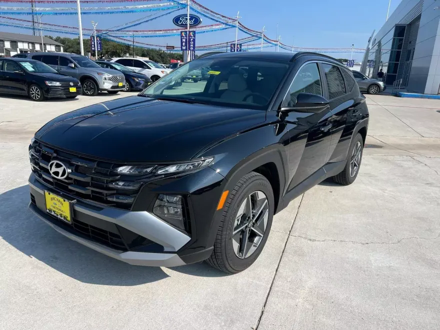 2026 Hyundai Tucson SEL photo 1