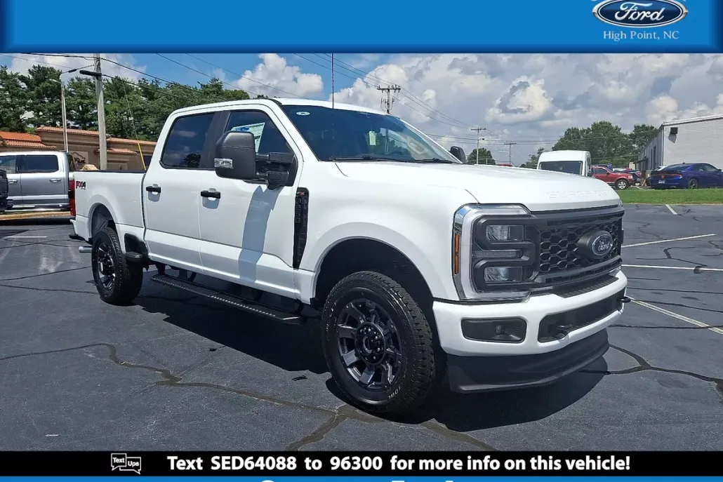 2025 Ford F-250 photo 1