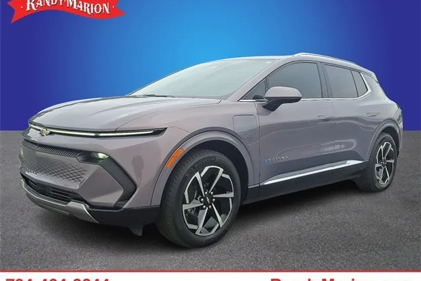 2024 Chevrolet Equinox EV 1LT photo 1