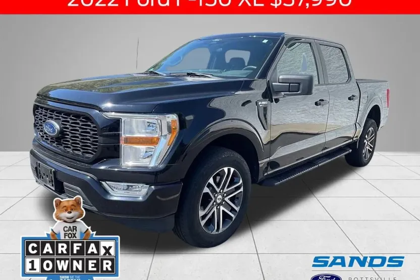 2022 Ford F-150 XL photo 1
