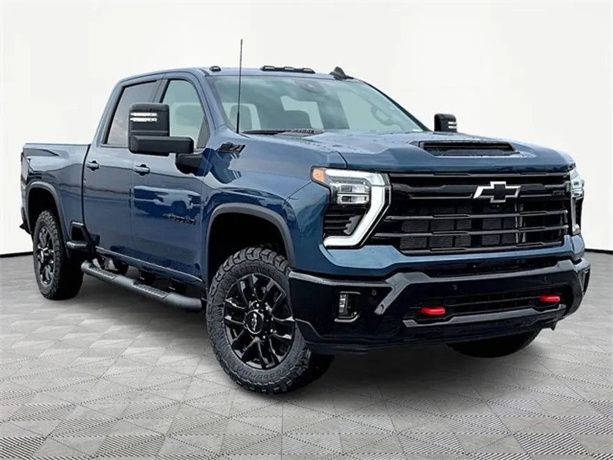 2025 Chevrolet Silverado 2500HD LT photo 1