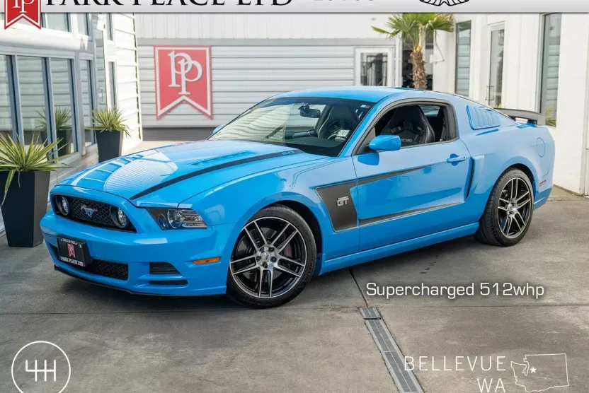 2013 Ford Mustang GT photo 1