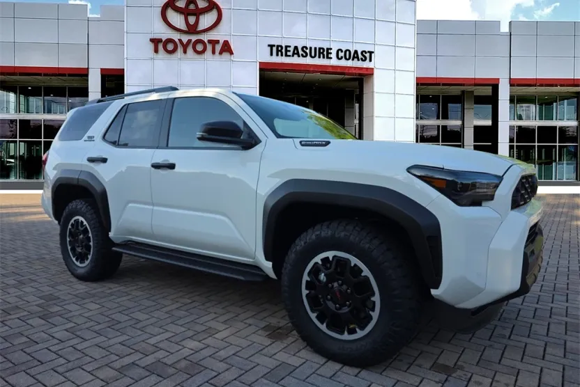 2025 Toyota 4Runner TRD Off-Road photo 1