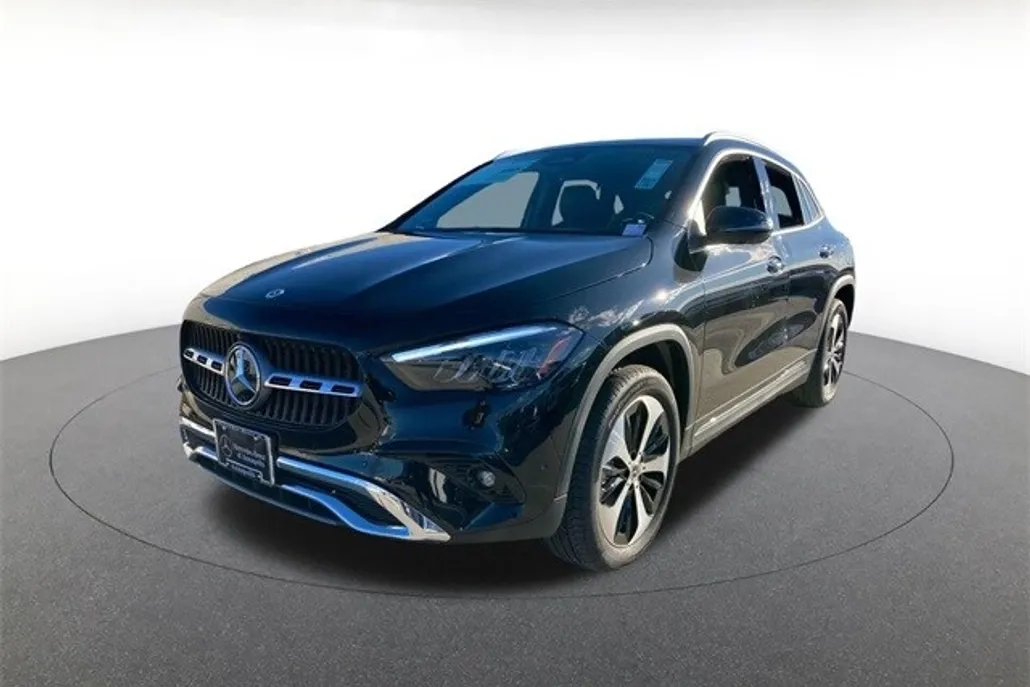 2025 Mercedes Benz GLA 250 4MATIC photo 1