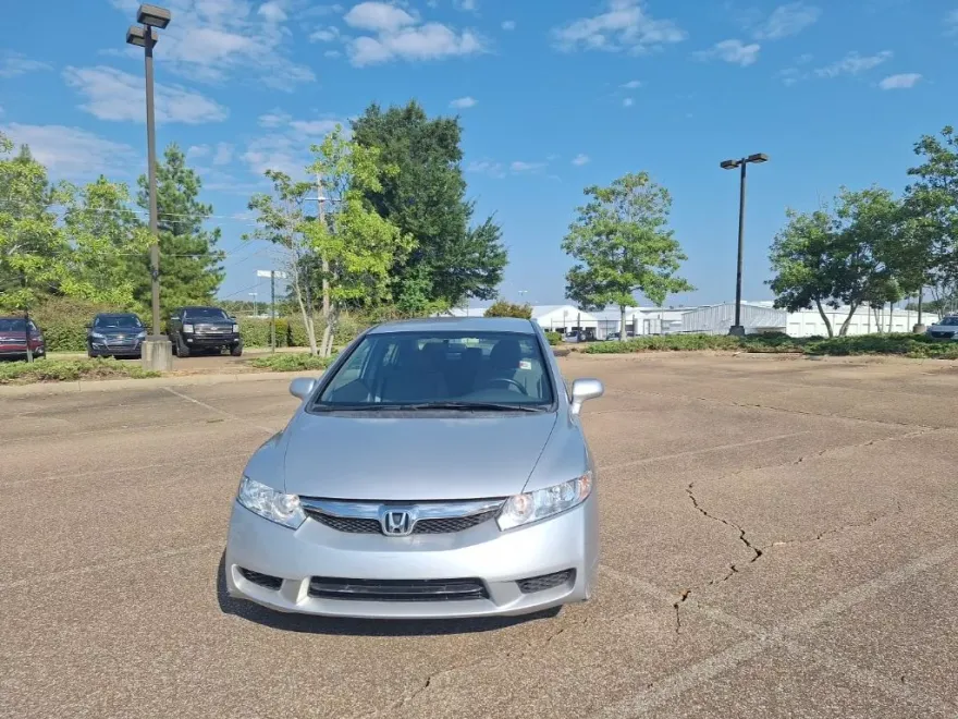 2011 Honda Civic LX photo 1