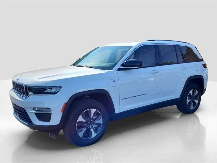 2022 Jeep Grand Cherokee Limited 4xe photo 1