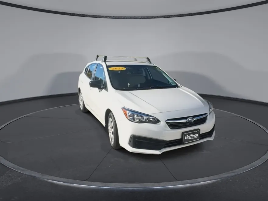 2023 Subaru Impreza Base photo 2