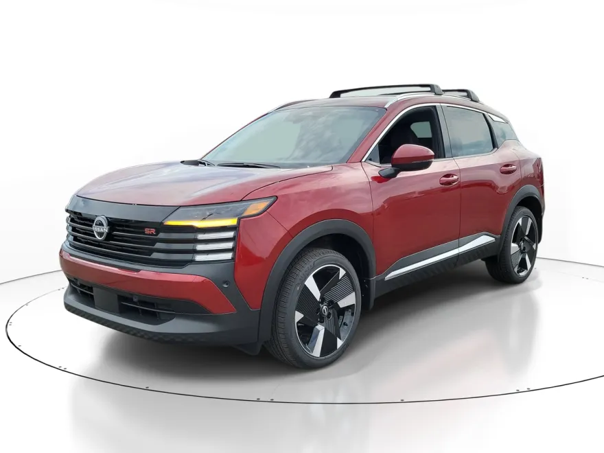 2025 Nissan Kicks SR photo 1