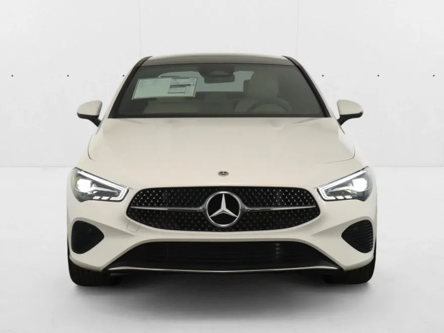 2025 Mercedes Benz CLA 250 4MATIC photo 1