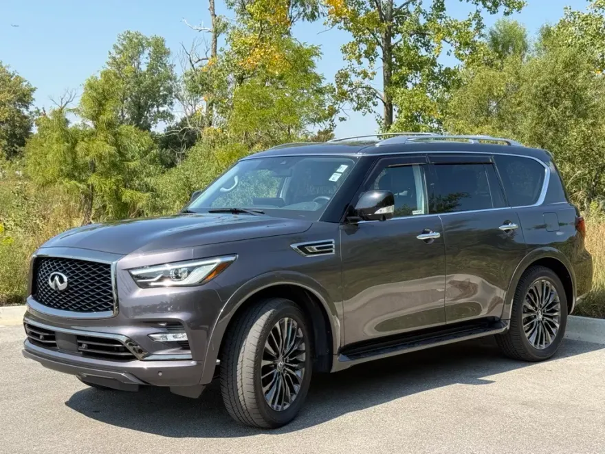 2023 Infiniti QX80 Premium Select photo 1