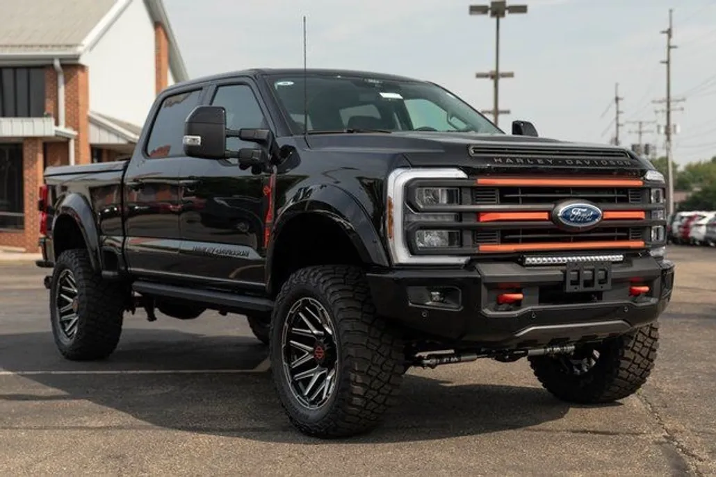 2024 Ford F-250 photo 1
