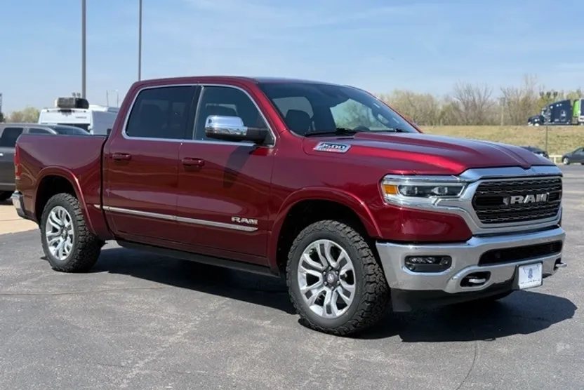 2023 Ram 1500 Limited photo 1