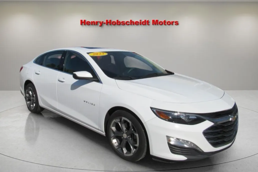 2023 Chevrolet Malibu 1LT photo 1