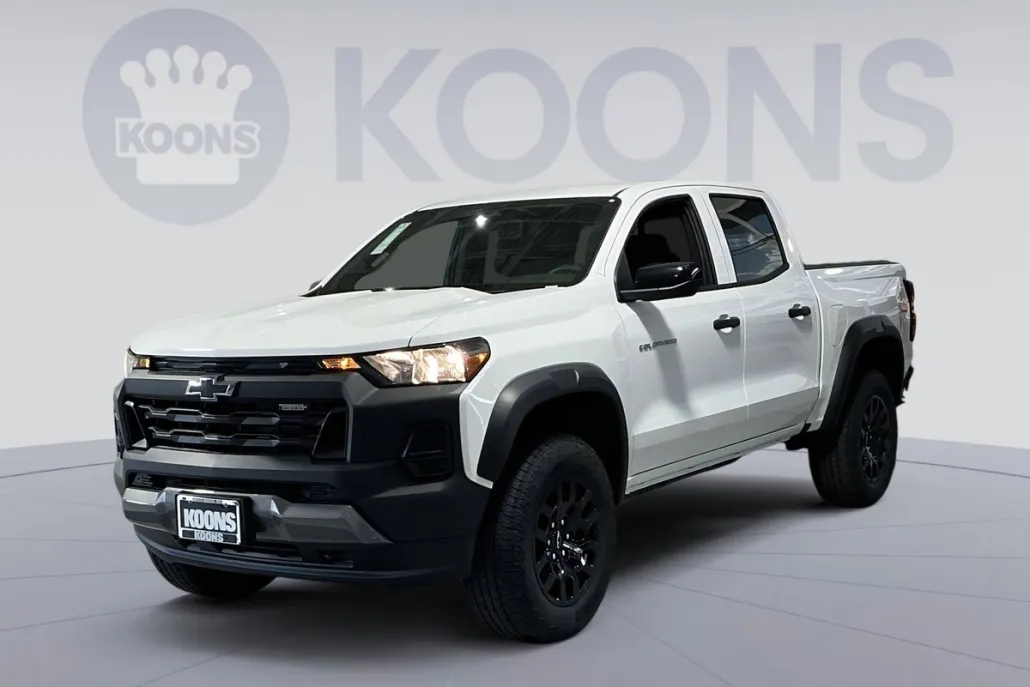 2026 Chevrolet Colorado Trail Boss photo 1