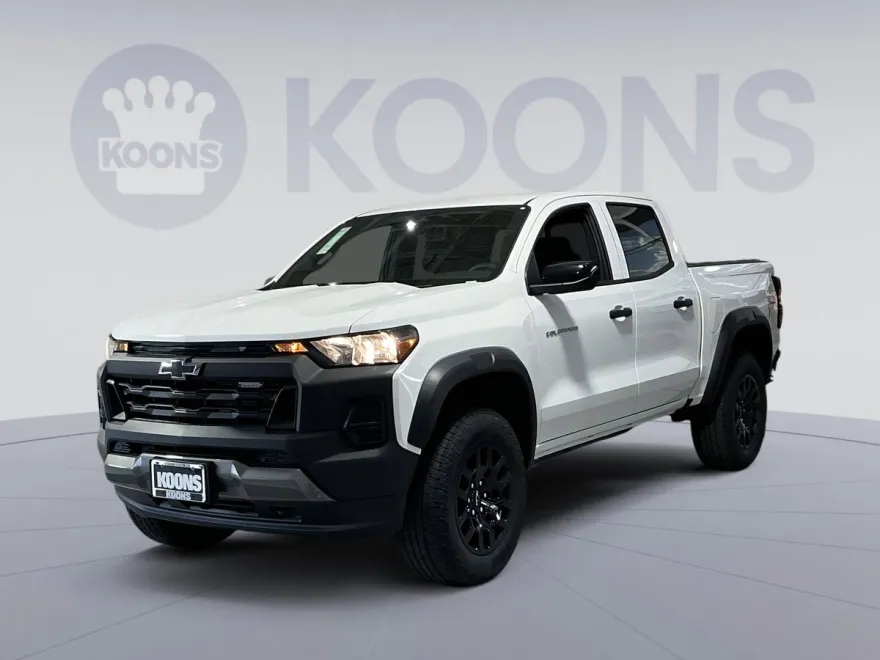 2026 Chevrolet Colorado Trail Boss photo 1