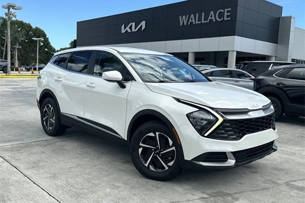 2023 Kia Sportage Hybrid LX photo 1