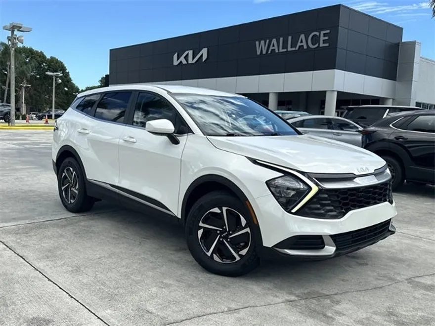 2023 Kia Sportage Hybrid LX photo 1