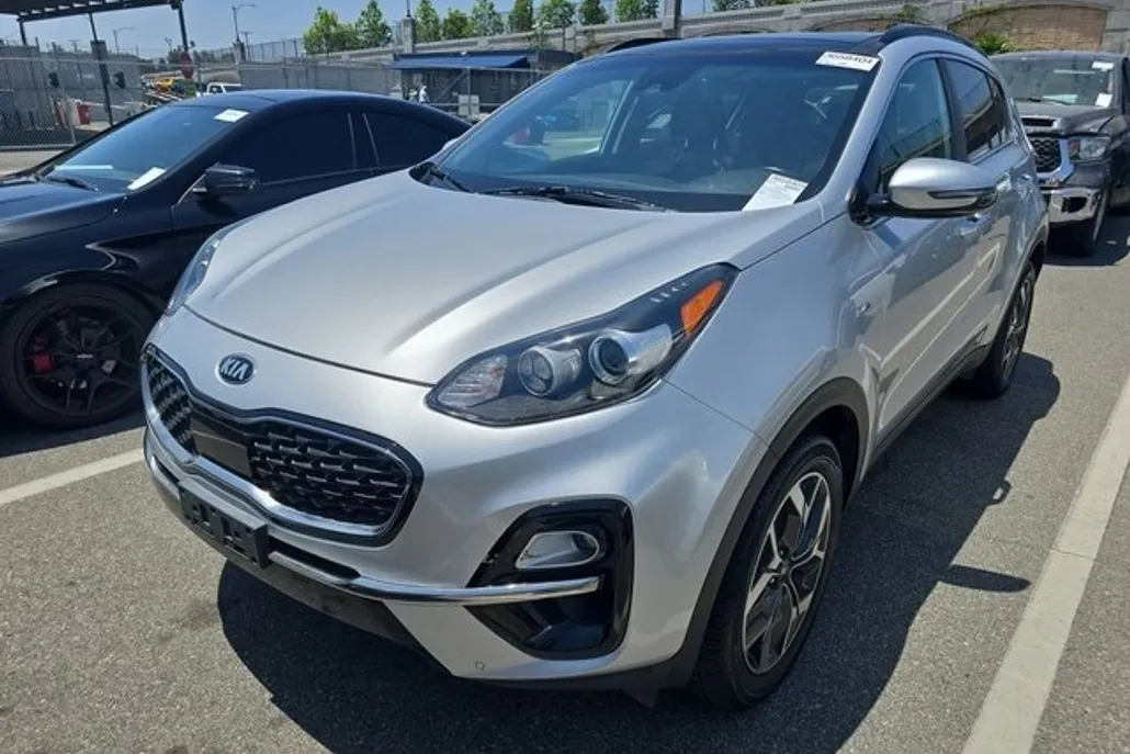 2020 Kia Sportage EX photo 1
