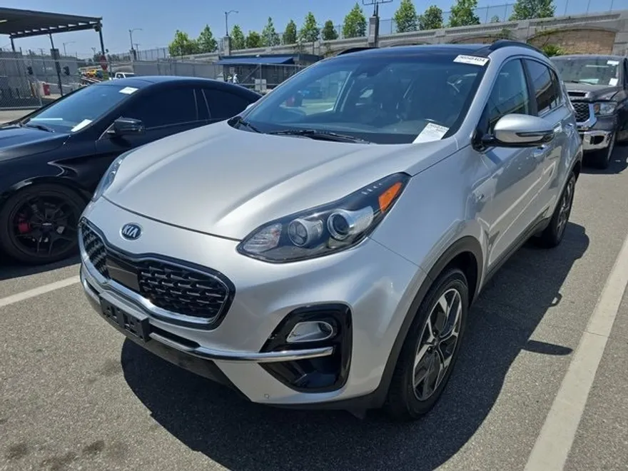 2020 Kia Sportage EX photo 1