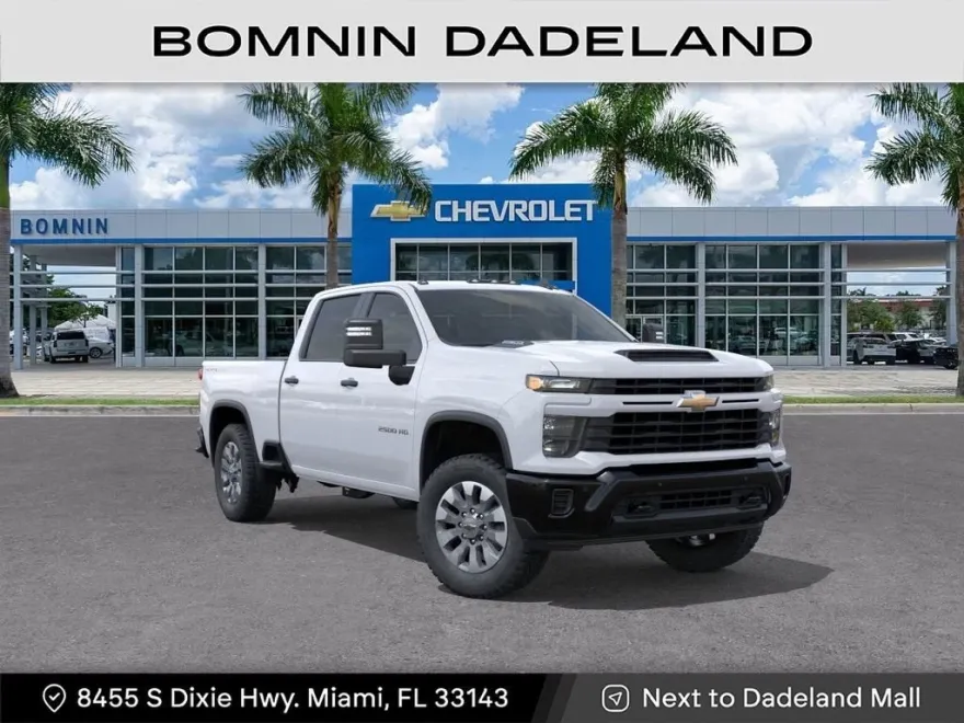 2025 Chevrolet Silverado 2500HD Custom photo 1