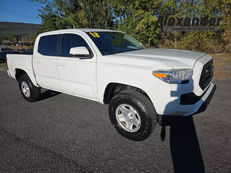 2018 Toyota Tacoma SR photo 1