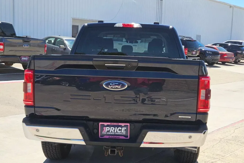 2022 Ford F-150 XL photo 1