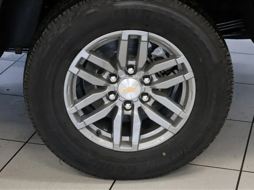 2026 Chevrolet Colorado LT photo 1