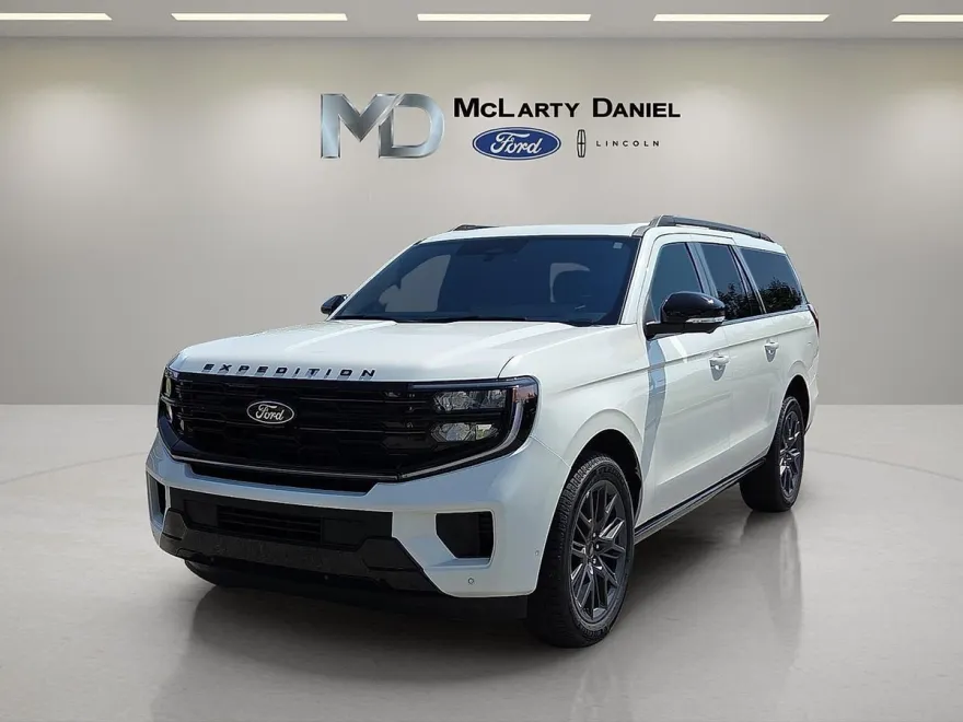 2025 Ford Expedition MAX Platinum photo 1
