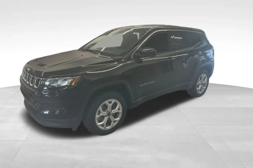 2025 Jeep Compass Sport photo 1