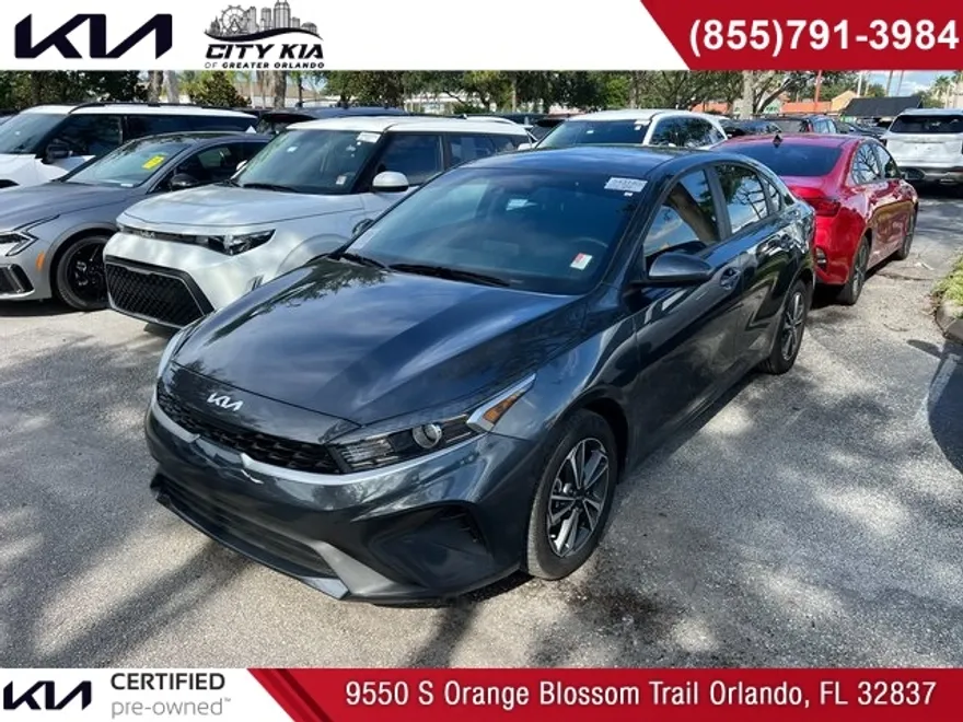 2024 Kia Forte LXS photo 1