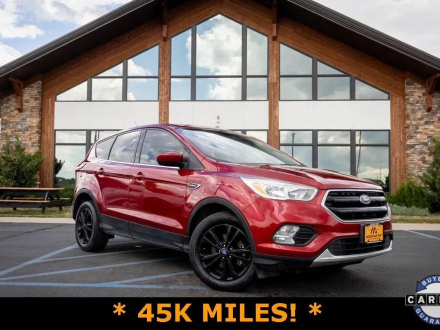 2019 Ford Escape SE photo 1