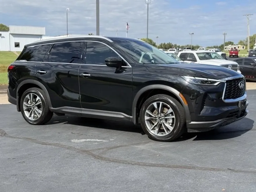 2025 Infiniti QX60 Luxe photo 1