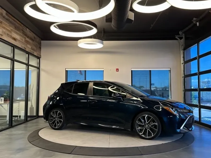 2020 Toyota Corolla XSE photo 1
