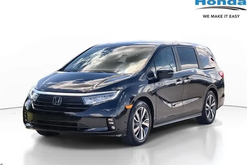 2022 Honda Odyssey Touring photo 1