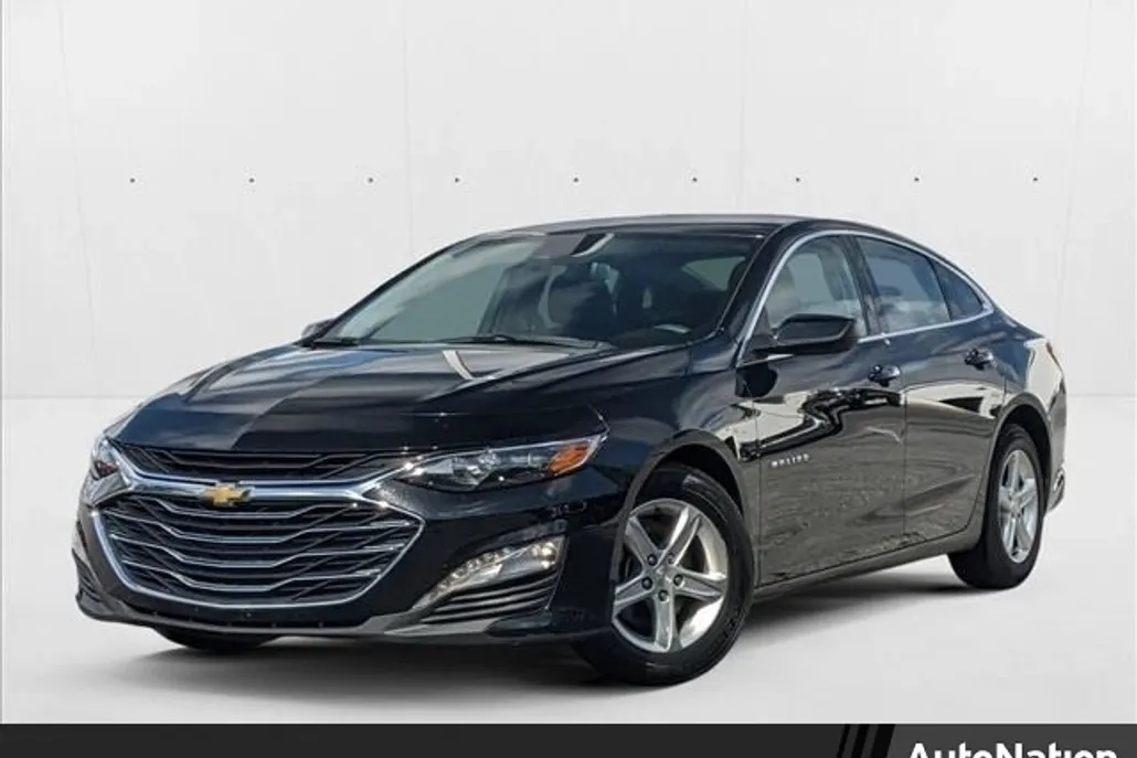 2023 Chevrolet Malibu 1LT photo 1