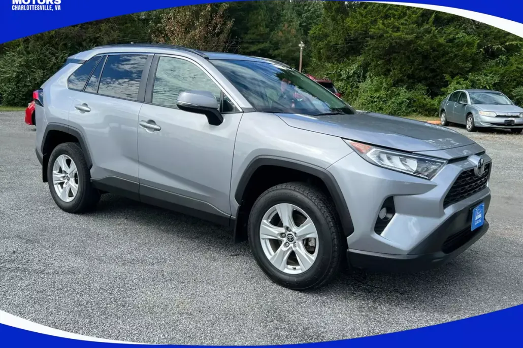 2021 Toyota RAV4 XLE Sport photo 1