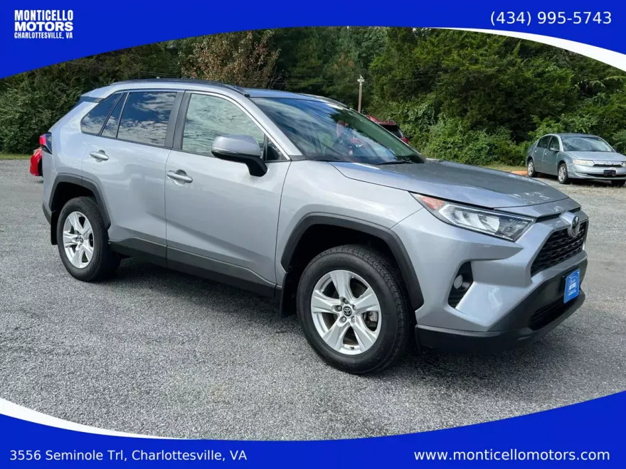 2021 Toyota RAV4 XLE Sport photo 1